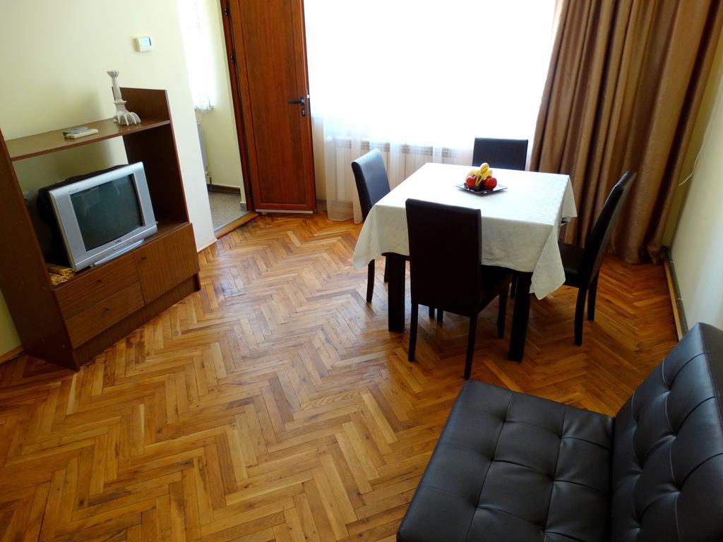 Old Center Apartment Ruse Ngoại thất bức ảnh